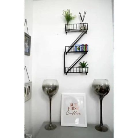 Etagere-murale-rangement-verre