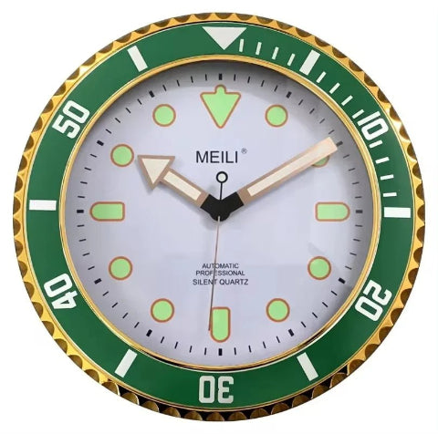 Horloge murale luxe vert