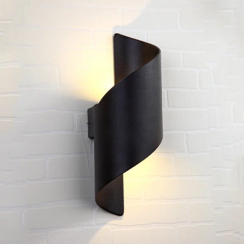 applique-murale-salon-spirale-design-noir