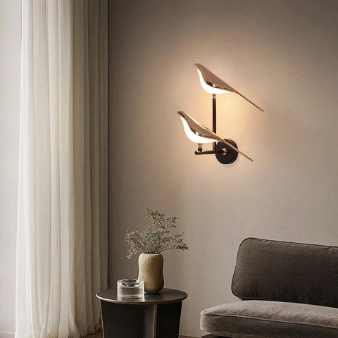 applique-mural-salon-en-forme-oiseau-table