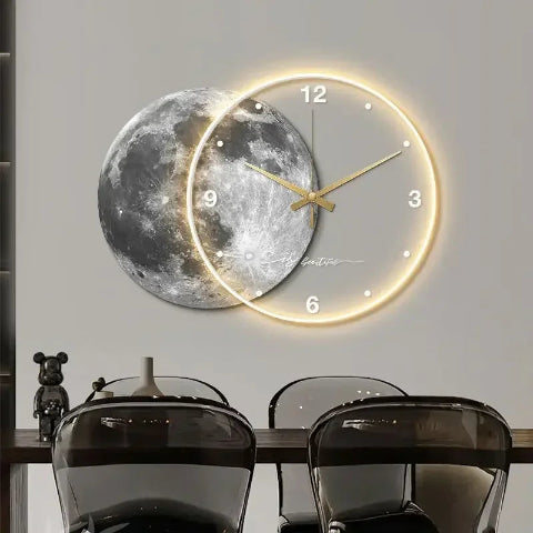 horloge-murale-la-terre-de-luxe-table