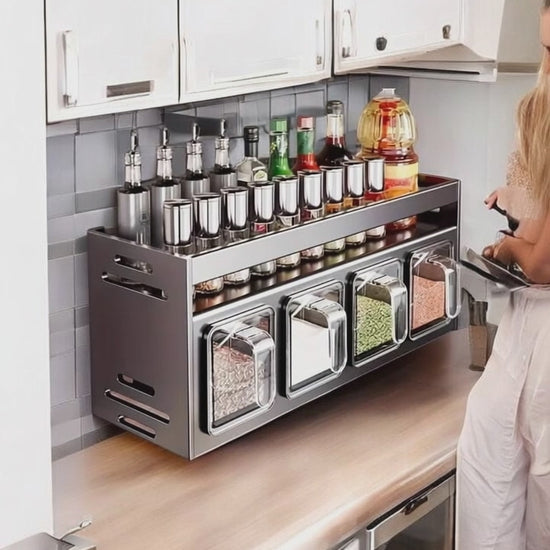 etagere-murale-cuisine-femme